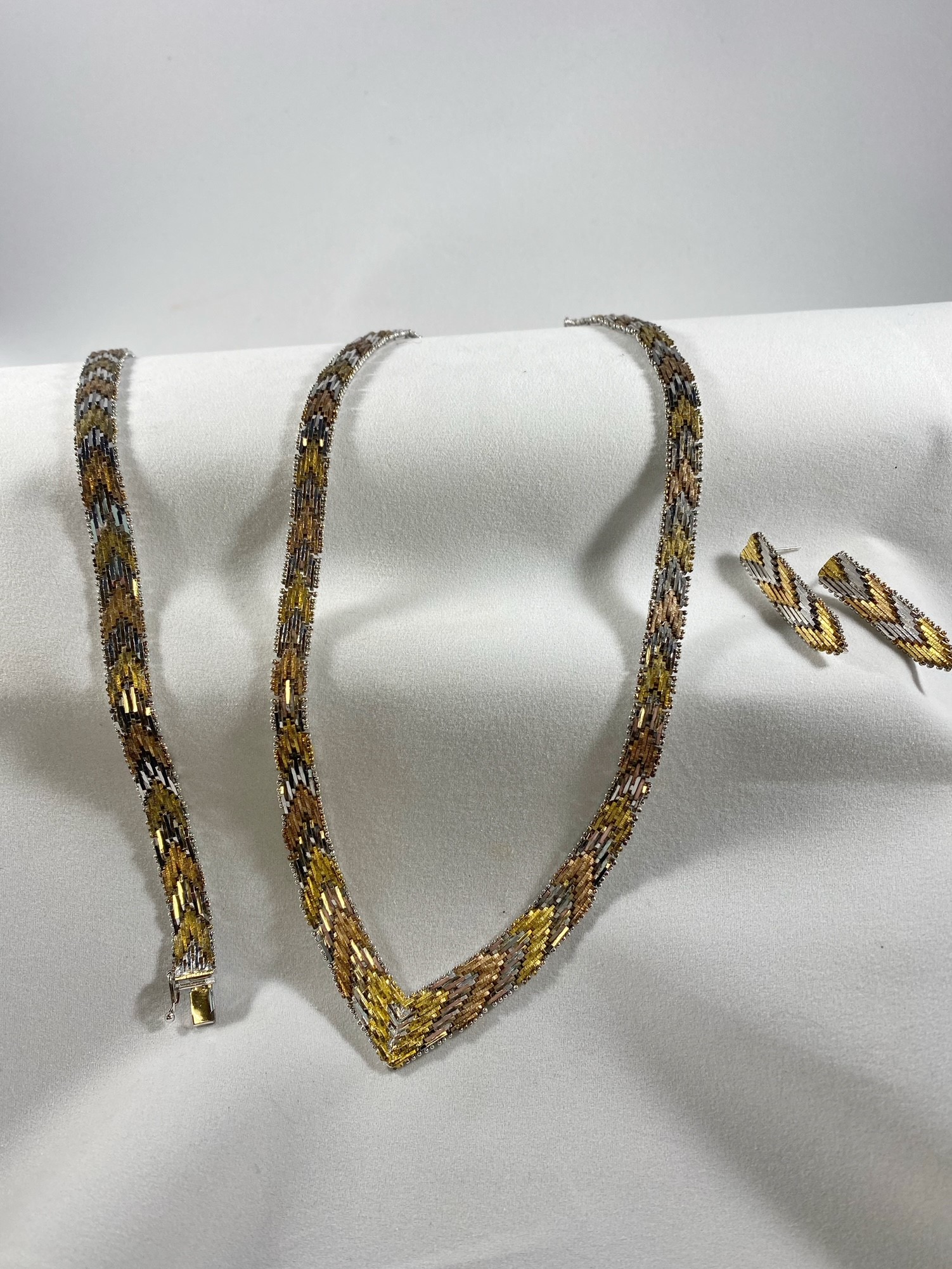 Lot 1103: Sterling Tricolor Necklace, Matching Bracelet, Matching Pair of Earrings